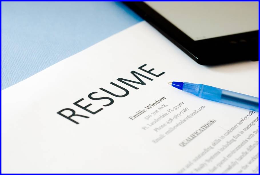 Standing Out on Paper: 5 Resume Writing Tips for High School Students